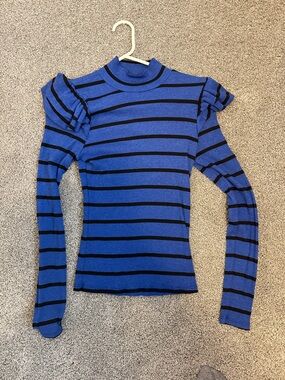 T.la fitted striped turtleneck